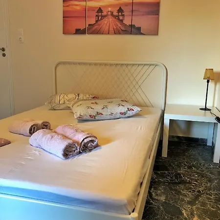 Argo Apartment 15Min From The Airport, 1Min From The Beach Artemis City Center Artemida  Esterno foto