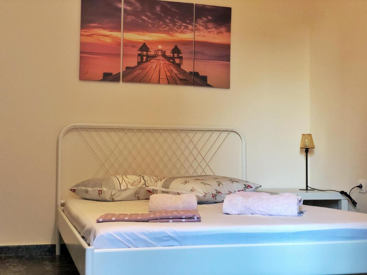 Argo 15min From The Airport, 1min From The Artemis Center Artemida (Attica)